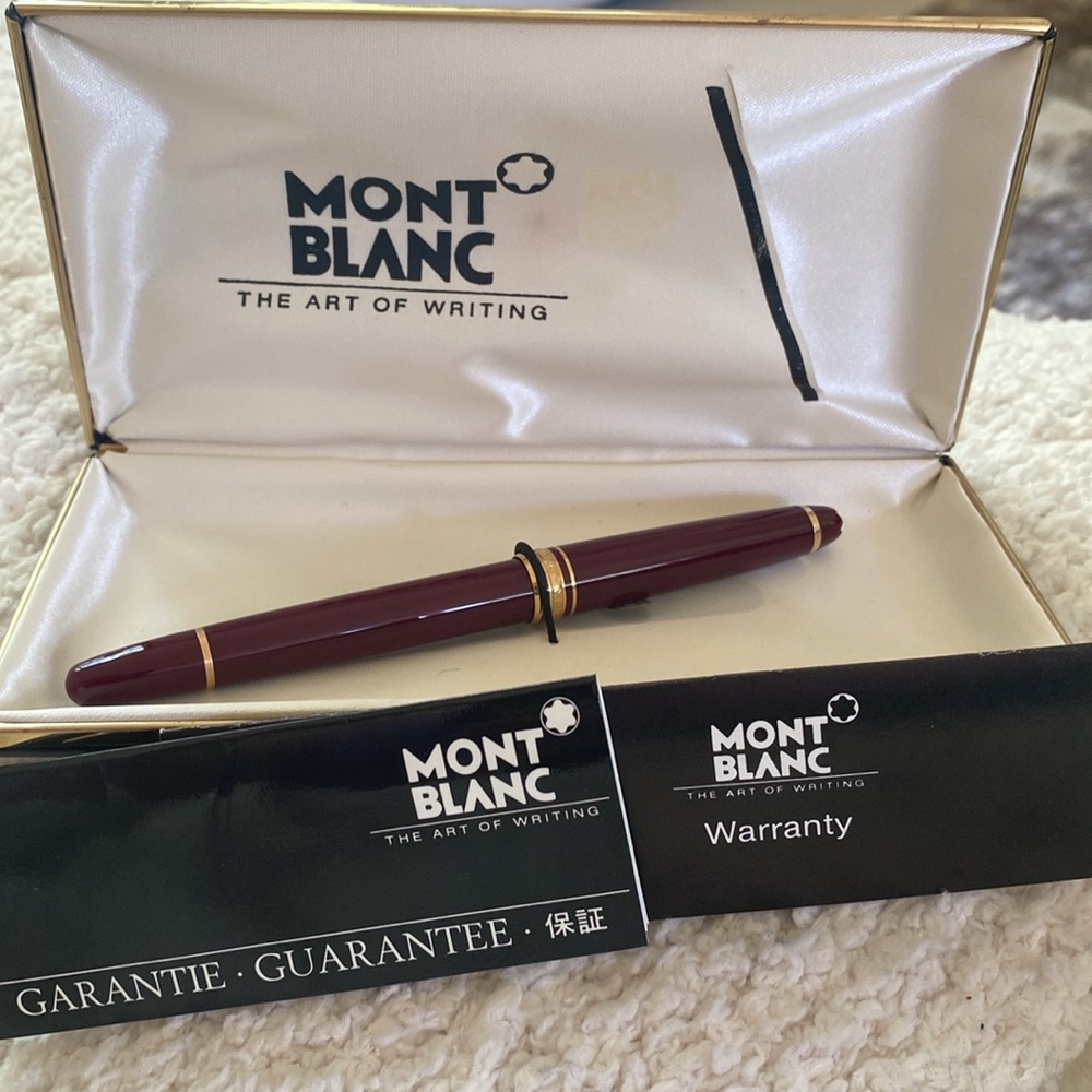 Mont Blanc Burgundy and Gold Pen - Picture 3 of 14